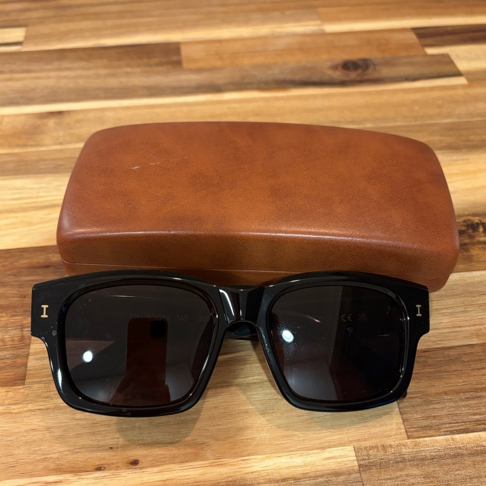 Illesteva Vito Sunglasses